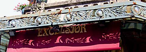 Ginkgo motif l'Excelsior, Art Nouveau Nancy (photo Cor Kwant)