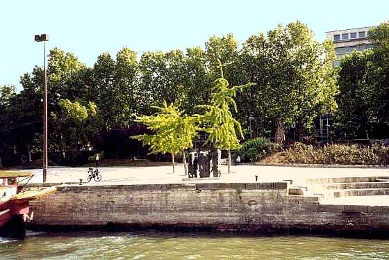 Paris, Seine (photo Cor Kwant)